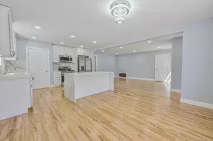 49 Carol St, West Hempstead, NY 11552 - Photo 19