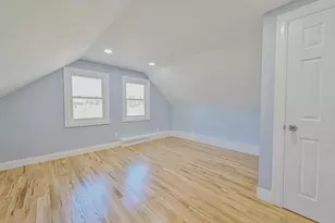 49 Carol St, West Hempstead, NY 11552 - Photo 29