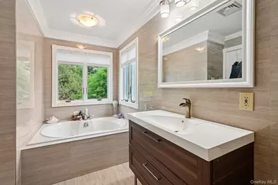 152 Lake Road, Valley Cottage, NY 10989 - Photo 21