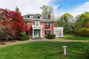 44 North Dr, Manhasset, NY 11030 - Photo 3