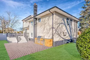 2810 Wynsum Ave, Merrick, NY 11566 - Photo 29