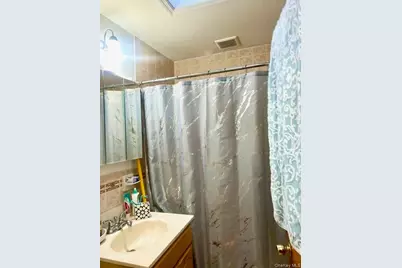 3231 Grace Avenue, Bronx, NY 10469 - Photo 15