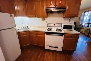 137-05 Franklin Ave, Flushing, NY 11355 - Photo 9