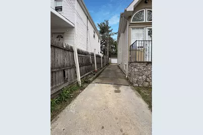 56 South St., New York, NY 10310 - Photo 5