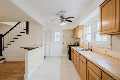 4220 Wickham Avenue, Bronx, NY 10466 - Photo 21