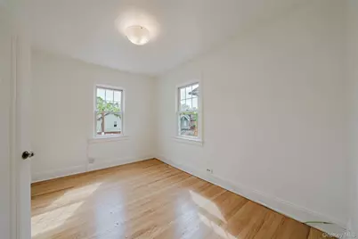 4220 Wickham Avenue, Bronx, NY 10466 - Photo 7