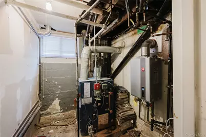 4220 Wickham Avenue, Bronx, NY 10466 - Photo 27