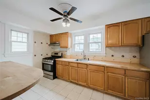 4220 Wickham Ave, Bronx, NY 10466 - Photo 19