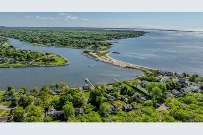 53 Old Neck Road S, Center Moriches, NY 11934 - Photo 41