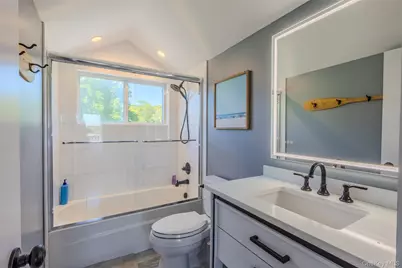 53 Old Neck Road S, Center Moriches, NY 11934 - Photo 15