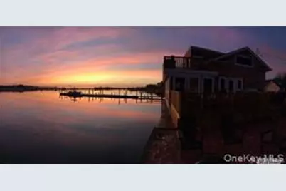 53 Old Neck Road S, Center Moriches, NY 11934 - Photo 45