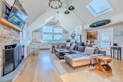 53 Old Neck Road S, Center Moriches, NY 11934 - Photo 19