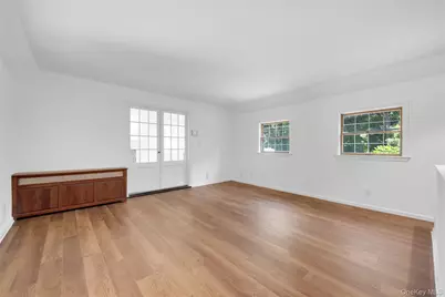 355 Sprain Road, Yonkers, NY 10710 - Photo 15