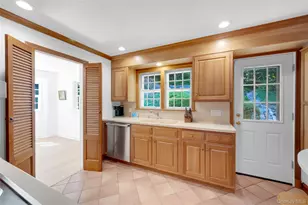 355 Sprain Rd, Yonkers, NY 10710 - Photo 11