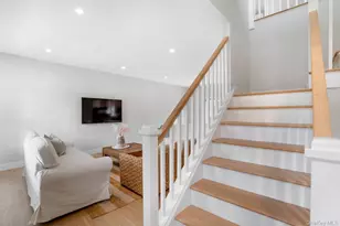 9 Fanning Ave, Hampton Bays, NY 11946 - Photo 9