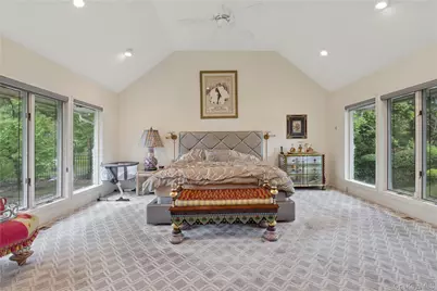 1302 Azure Place, Hewlett, NY 11557 - Photo 17