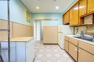 25-35 Crescent St, Astoria, NY 11102 - Photo 3