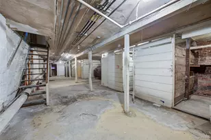 25-35 Crescent St, Astoria, NY 11102 - Photo 31