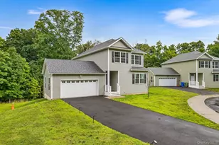 214 Phillips St, Middletown, NY 10940 - Photo 3