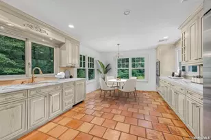 1 Breeze Hill Rd, Northport, NY 11768 - Photo 7