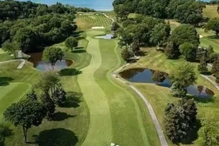 1 Breeze Hill Rd, Northport, NY 11768 - Photo 23