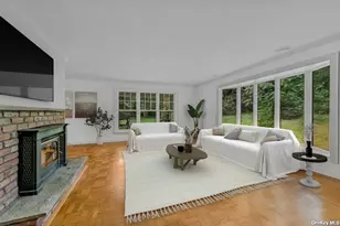 1 Breeze Hill Rd, Northport, NY 11768 - Photo 9