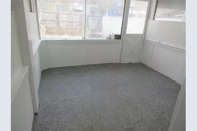 949 E 213th Street, Bronx, NY 10469 - Photo 9