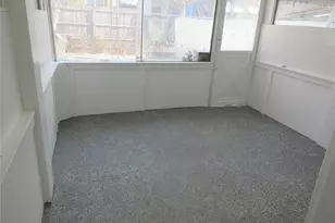 949 E 213th St, Bronx, NY 10469 - Photo 9