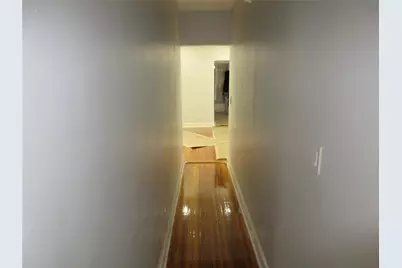 949 E 213th Street, Bronx, NY 10469 - Photo 3