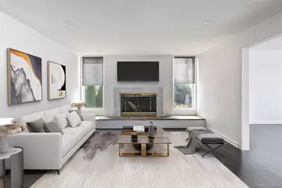 14 Shorecliff Place, Great Neck, NY 11023 - Photo 9