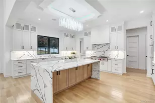 412 Mill River Rd, Oyster Bay, NY 11771 - Photo 11