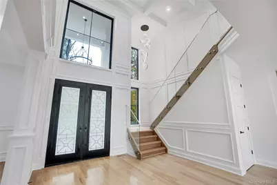 412 Mill River Road, Oyster Bay, NY 11771 - Photo 5