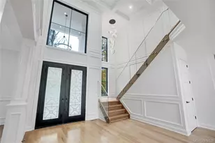 412 Mill River Rd, Oyster Bay, NY 11771 - Photo 5