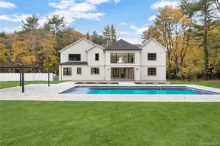 412 Mill River Rd, Oyster Bay, NY 11771 - Photo 35