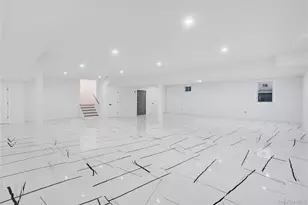 412 Mill River Rd, Oyster Bay, NY 11771 - Photo 33