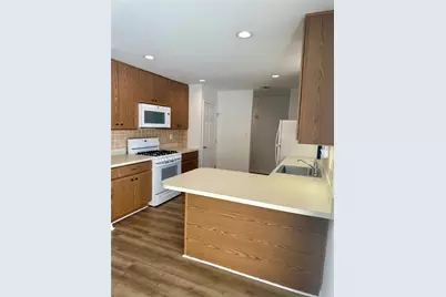 1403 Pebble Beach Path, Riverhead, NY 11901 - Photo 11