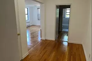 84-23 Manton St, Briarwood, NY 11435 - Photo 3