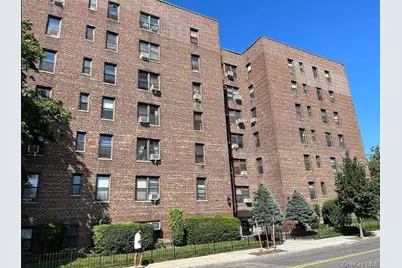 84-23 Manton Street #4A, Briarwood, NY 11435 - Photo 1