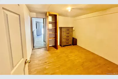 2130 Hermany Avenue, Bronx, NY 10473 - Photo 13