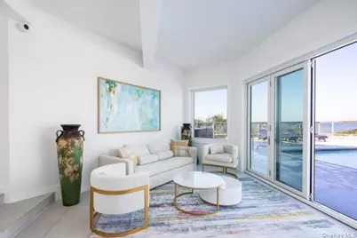 57305 Route 48, Greenport, NY 11944 - Photo 19