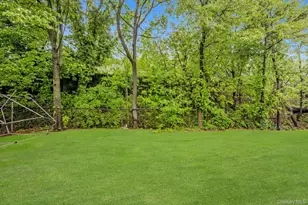 209 Grand St, Mamaroneck, NY 10543 - Photo 15