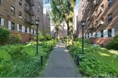 83-75 118th Street #4H, Kew Gardens, NY 11415 - Photo 15