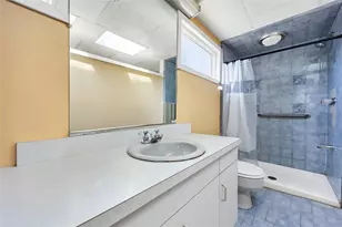 130-55 116th St, Ozone Park, NY 11420 - Photo 17