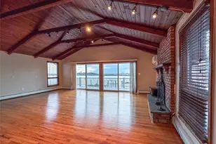 208 Block Ln, Island Park, NY 11558 - Photo 9