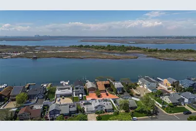 208 Block Lane, Island Park, NY 11558 - Photo 33