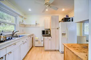 21 Lake Claire Dr, Middletown, NY 10940 - Photo 21