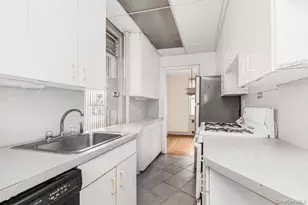 2600 Henry Hudson Pkwy, Bronx, NY 10463 - Photo 1