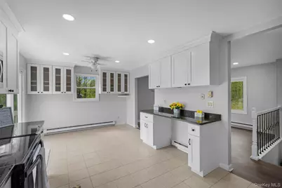 122 Susan Drive, Poughquag, NY 12570 - Photo 7