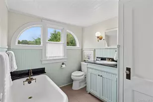 264 Washington Ave, Jamesport, NY 11947 - Photo 21