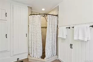 264 Washington Ave, Jamesport, NY 11947 - Photo 13